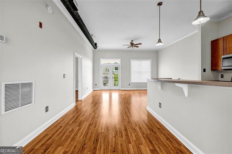 502 SW PRYOR ST SW 325