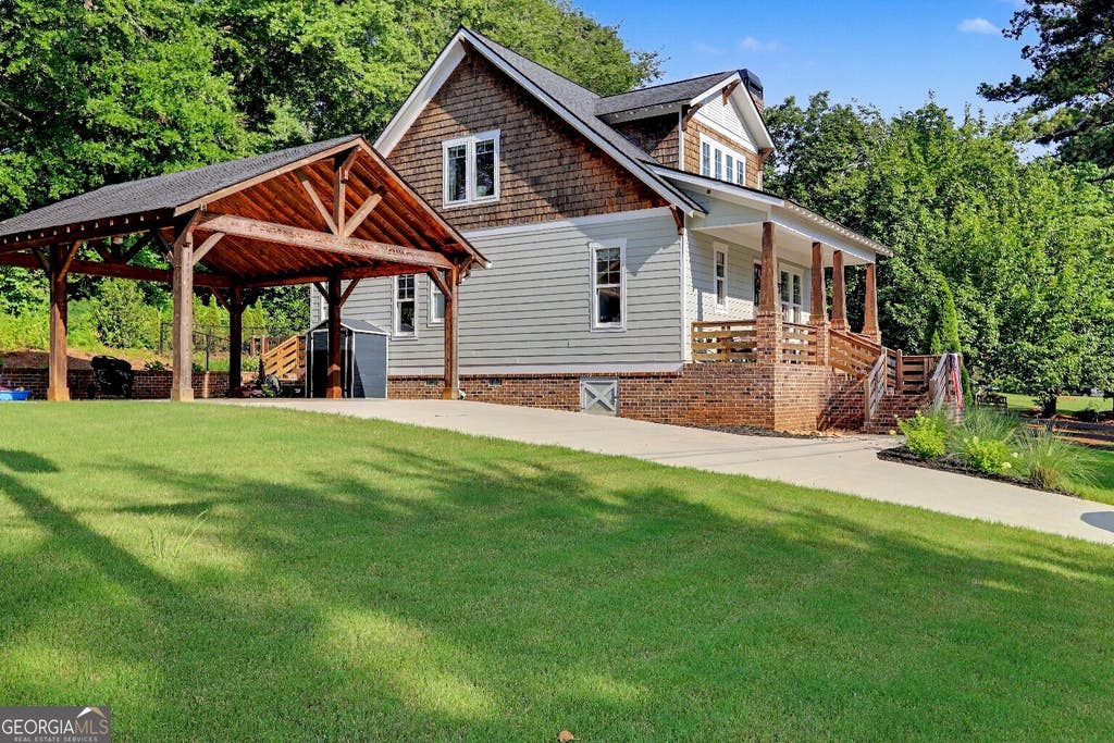 Photo of 435 Walton Street, Monroe, GA 30655 (MLS # 10796382)