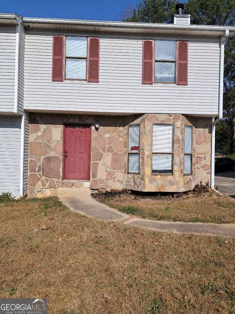 A home in Powder Springs