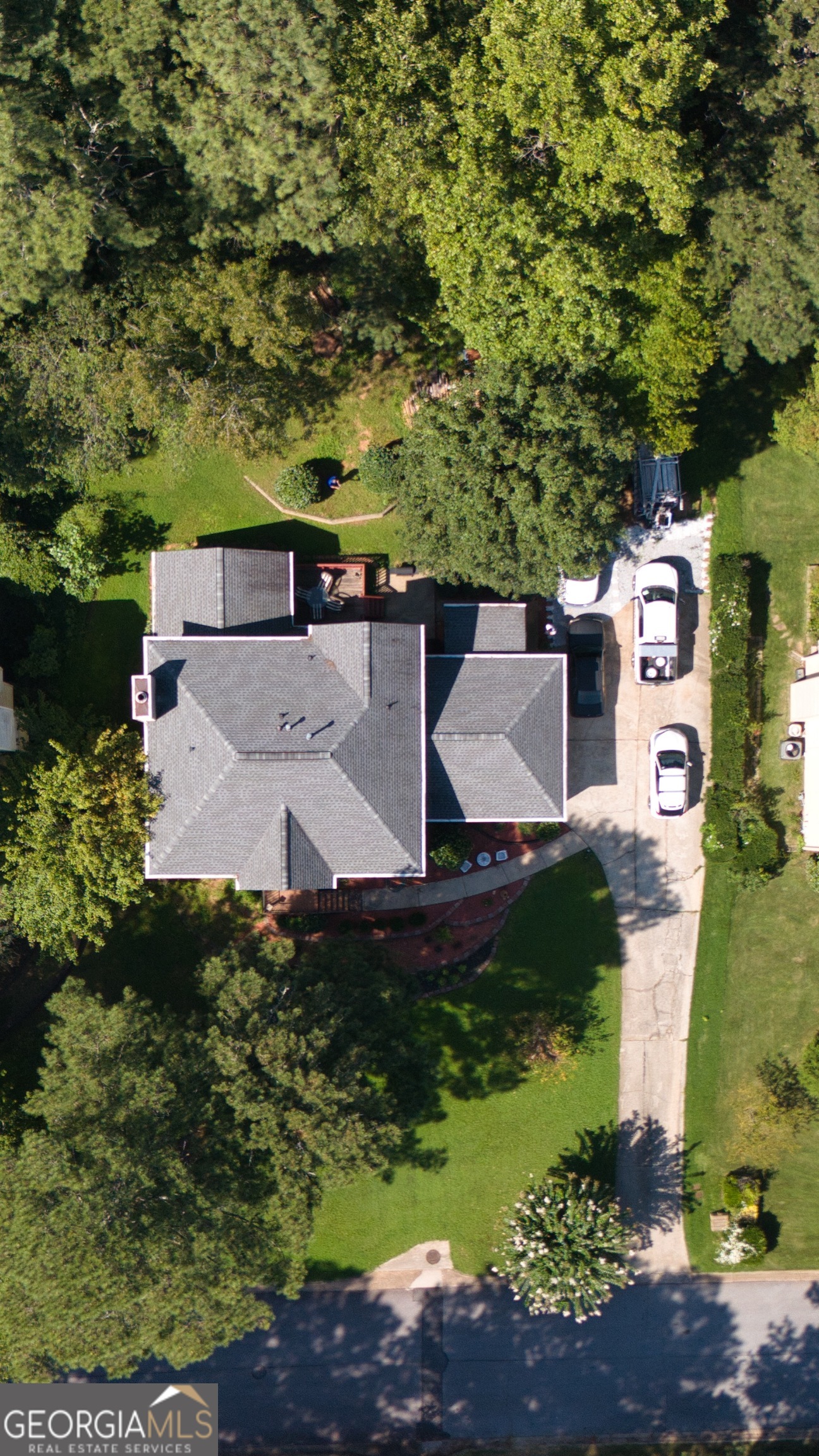231 Sarah LN