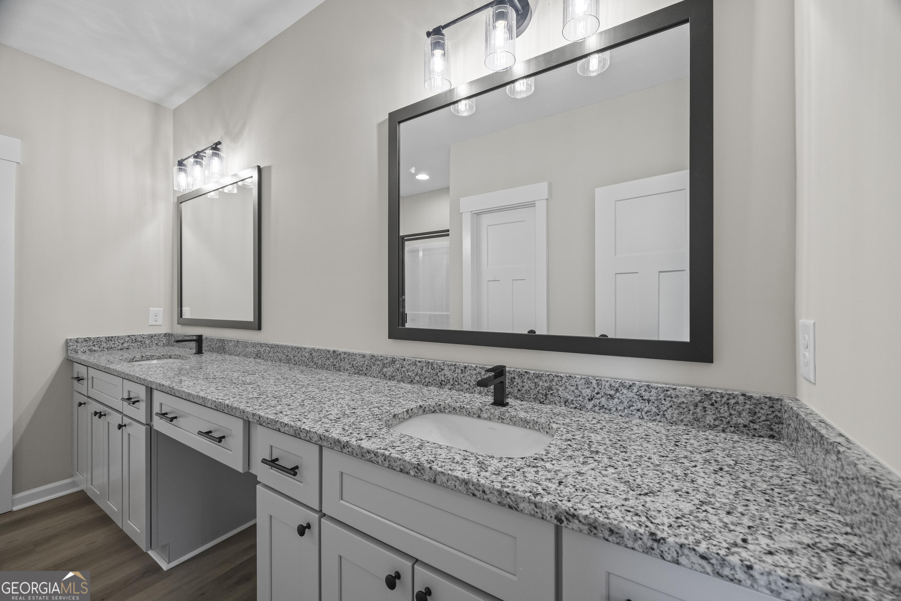 Toccoa, Georgia 30577, United States, 3 Bedrooms Bedrooms, ,3 BathroomsBathrooms,Residential,Active,15813