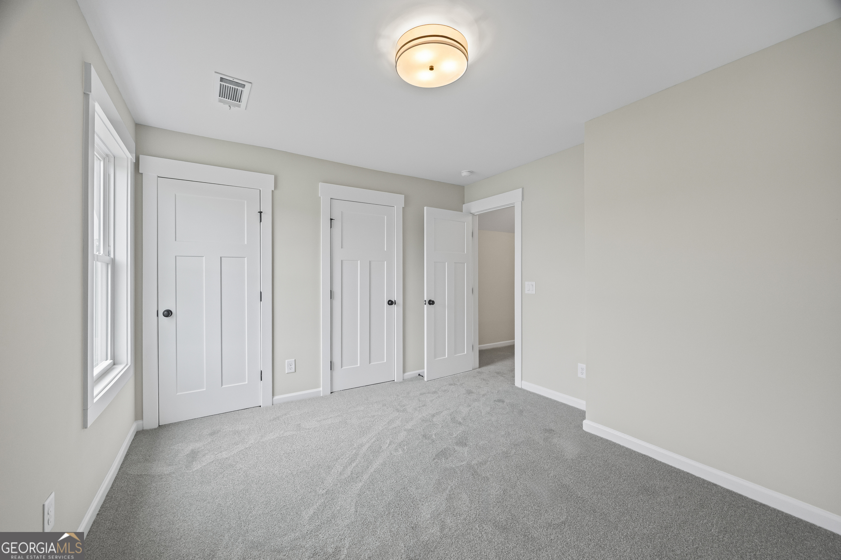 Toccoa, Georgia 30577, United States, 3 Bedrooms Bedrooms, ,3 BathroomsBathrooms,Residential,Active,15813