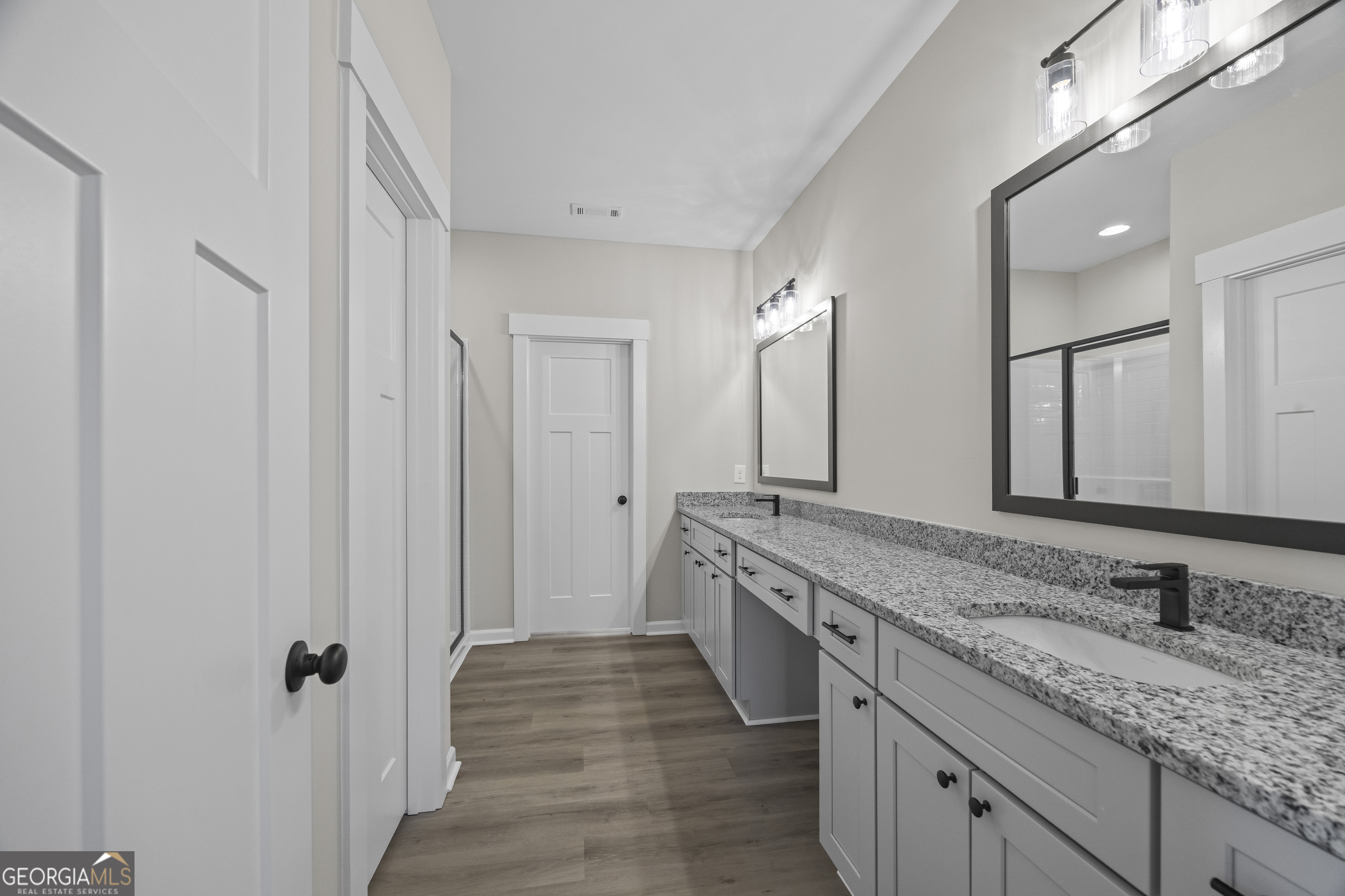 Toccoa, Georgia 30577, United States, 3 Bedrooms Bedrooms, ,3 BathroomsBathrooms,Residential,Active,15813