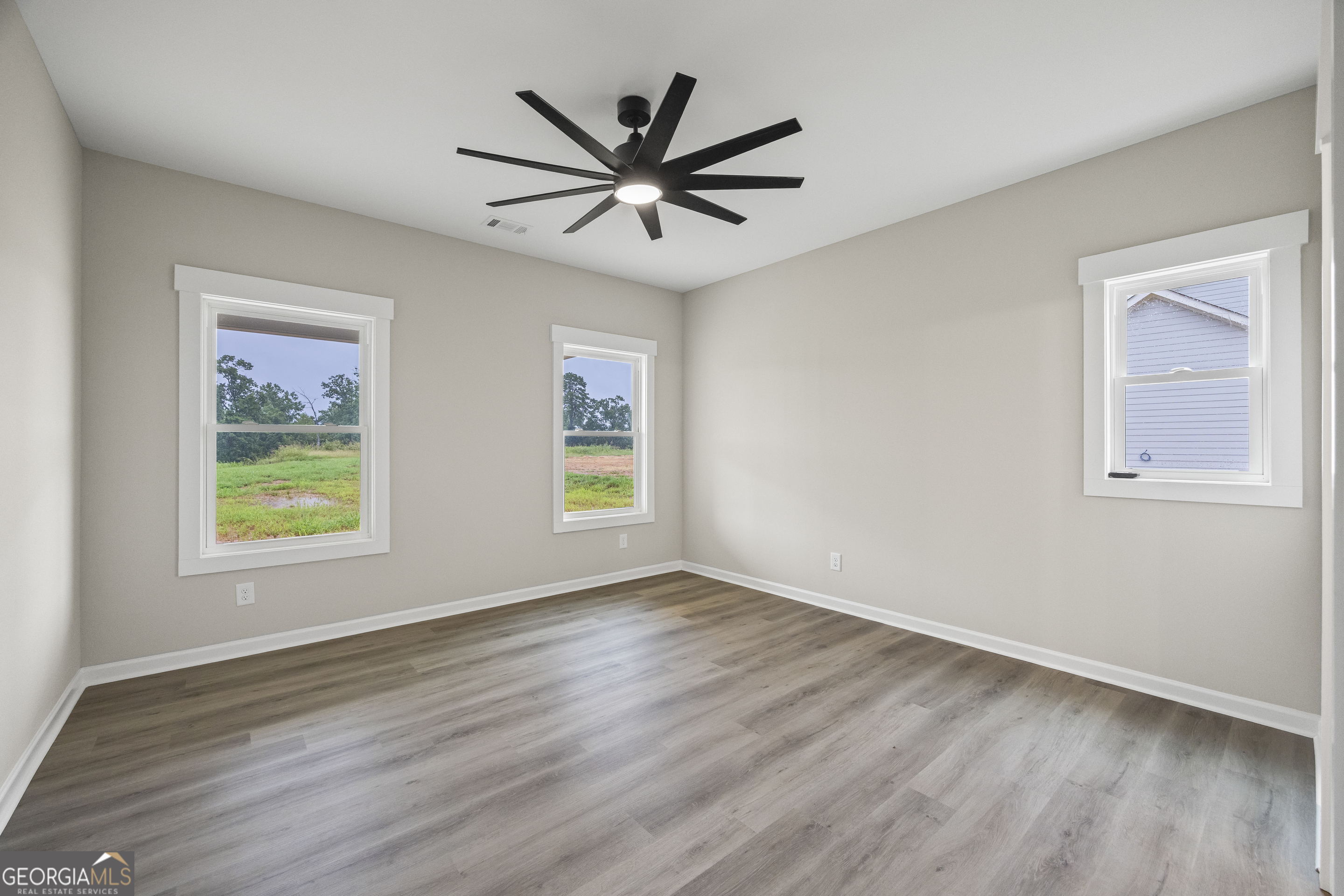 Toccoa, Georgia 30577, United States, 3 Bedrooms Bedrooms, ,3 BathroomsBathrooms,Residential,Active,15813