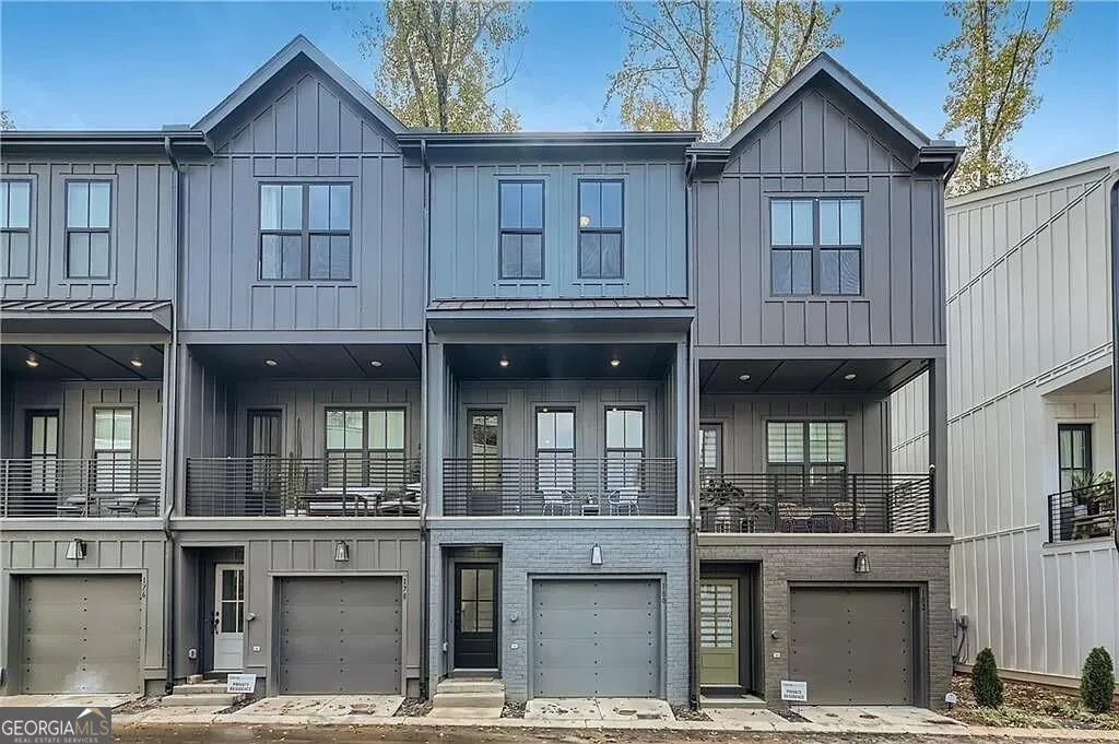 180 Chestnut Circle