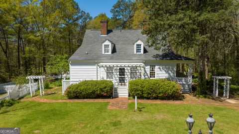 A home in Thomaston