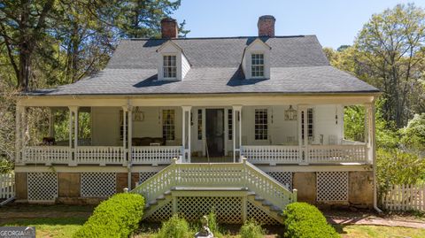 A home in Thomaston