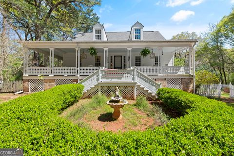 A home in Thomaston