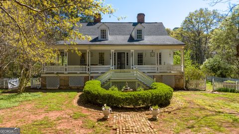 A home in Thomaston