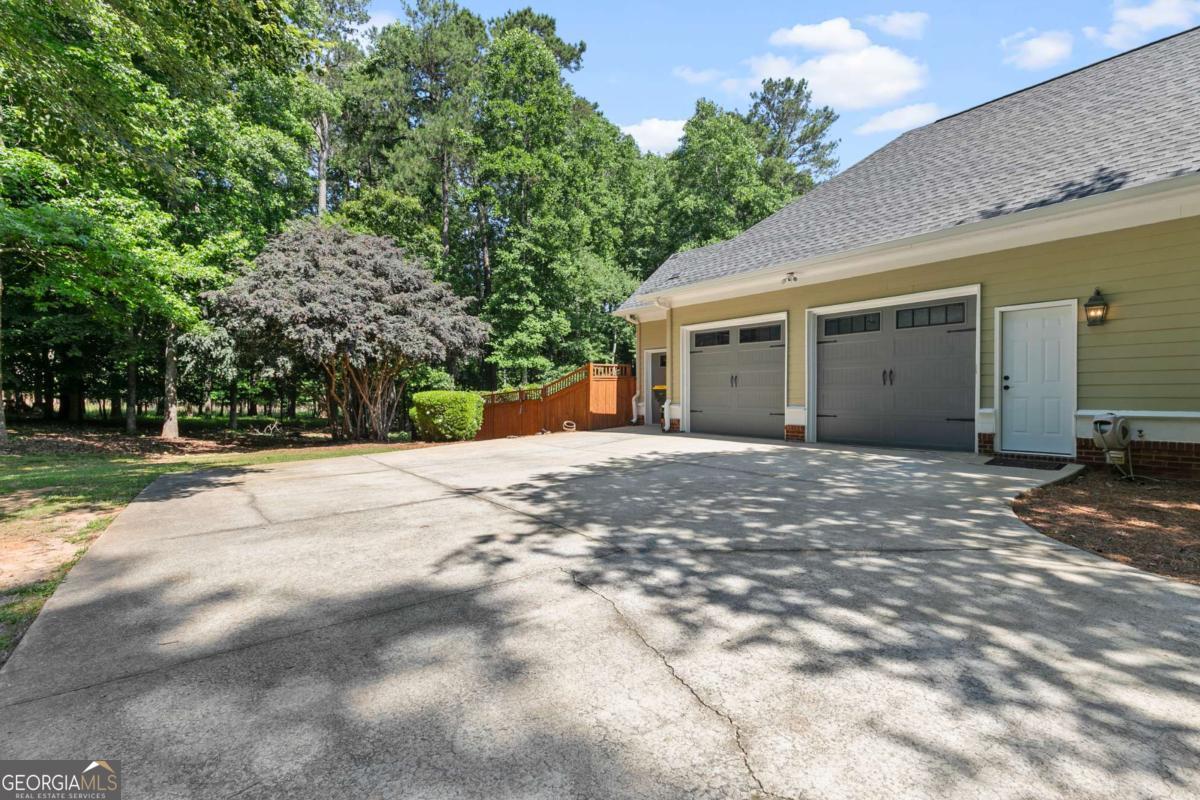 110 Dresden PL