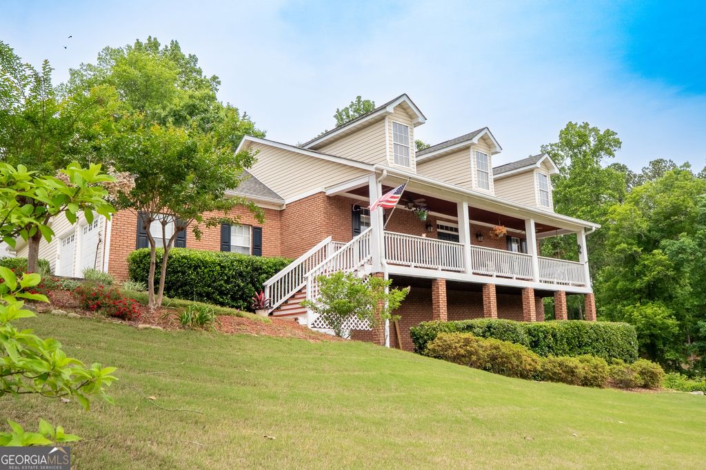 Photo of 558 Savannah Rose Way, Lawrenceville, GA 30045 (MLS # 10756426)