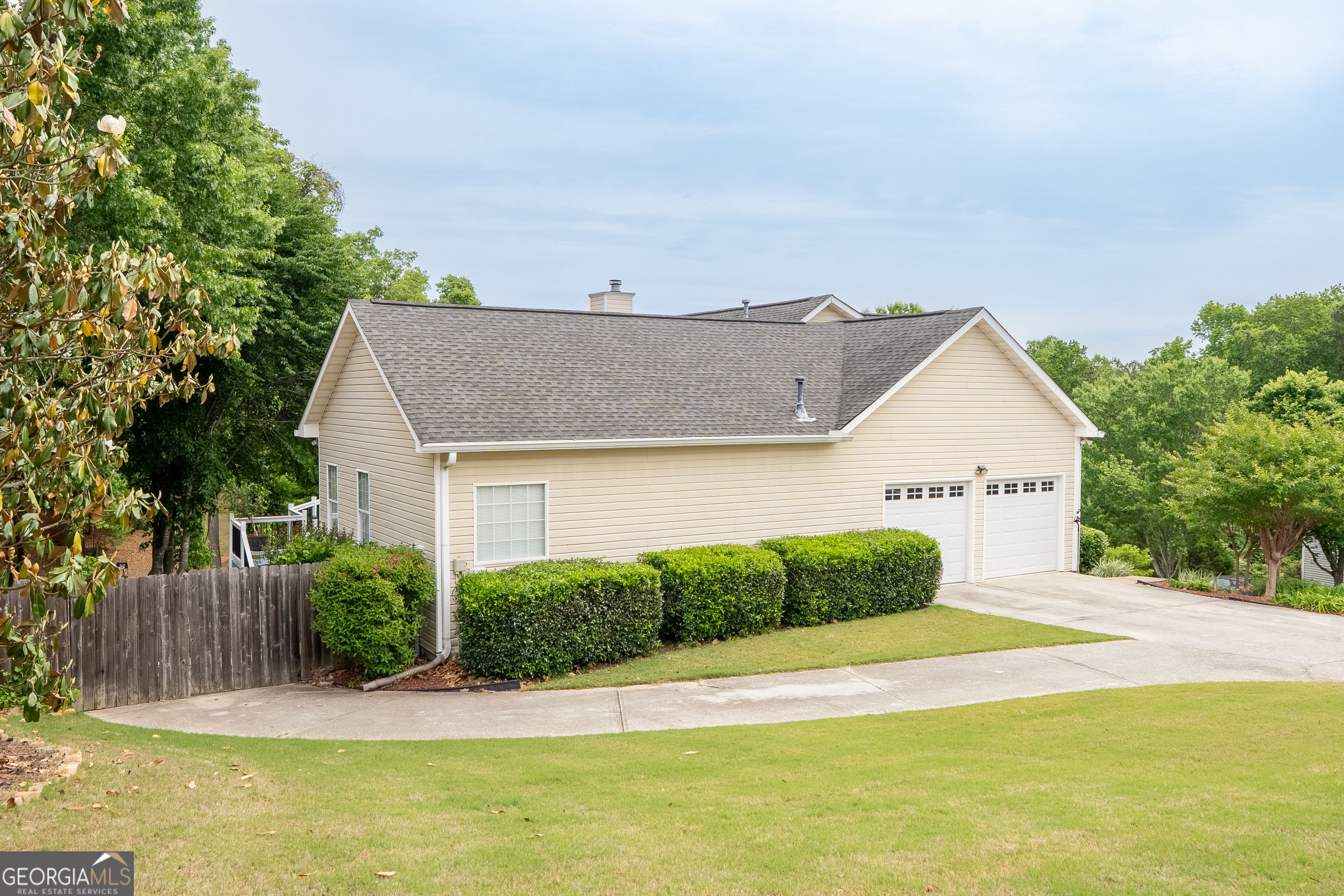 558 Savannah Rose WAY