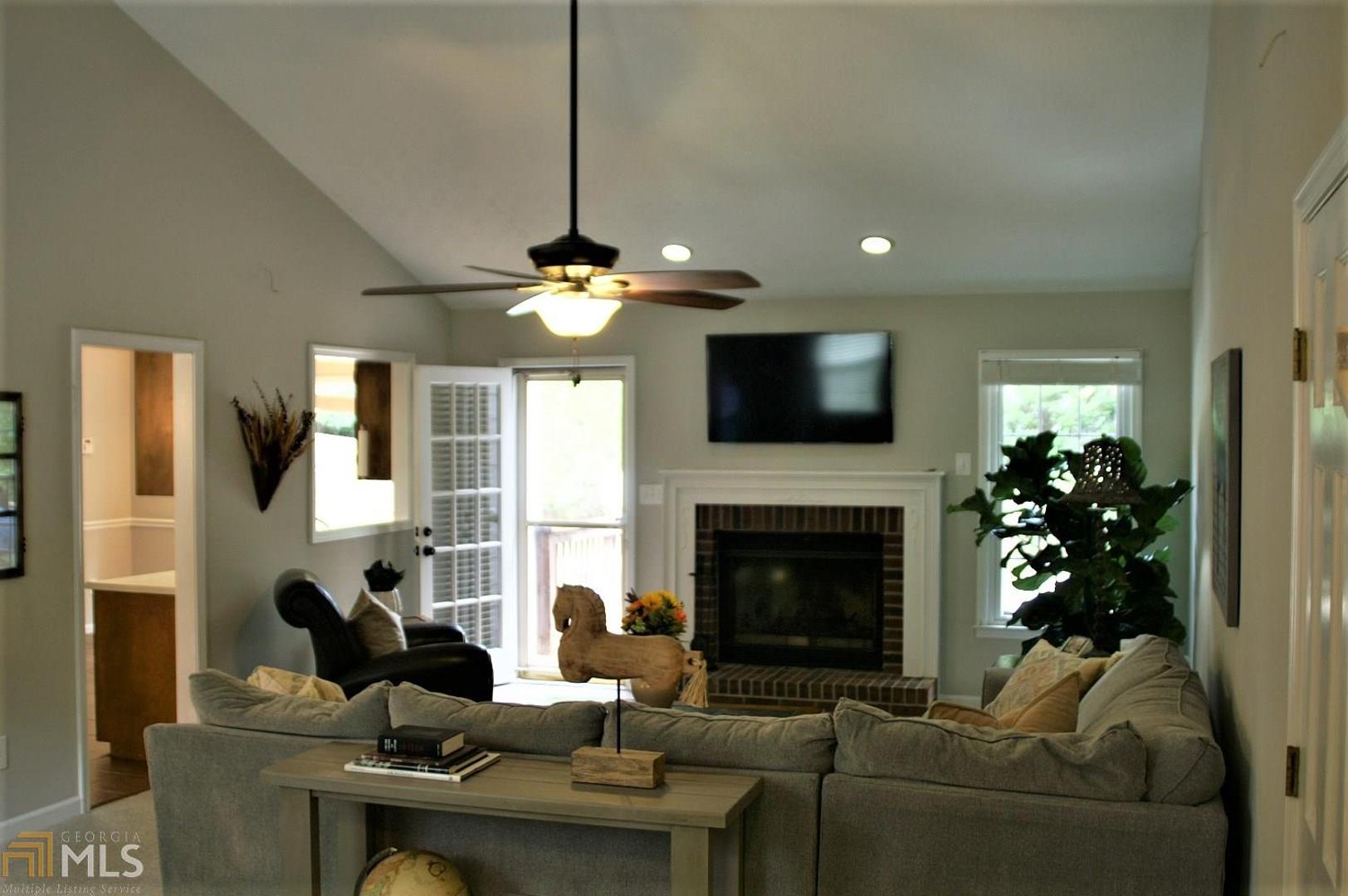 Huntington South/Windsor Estates - Residential