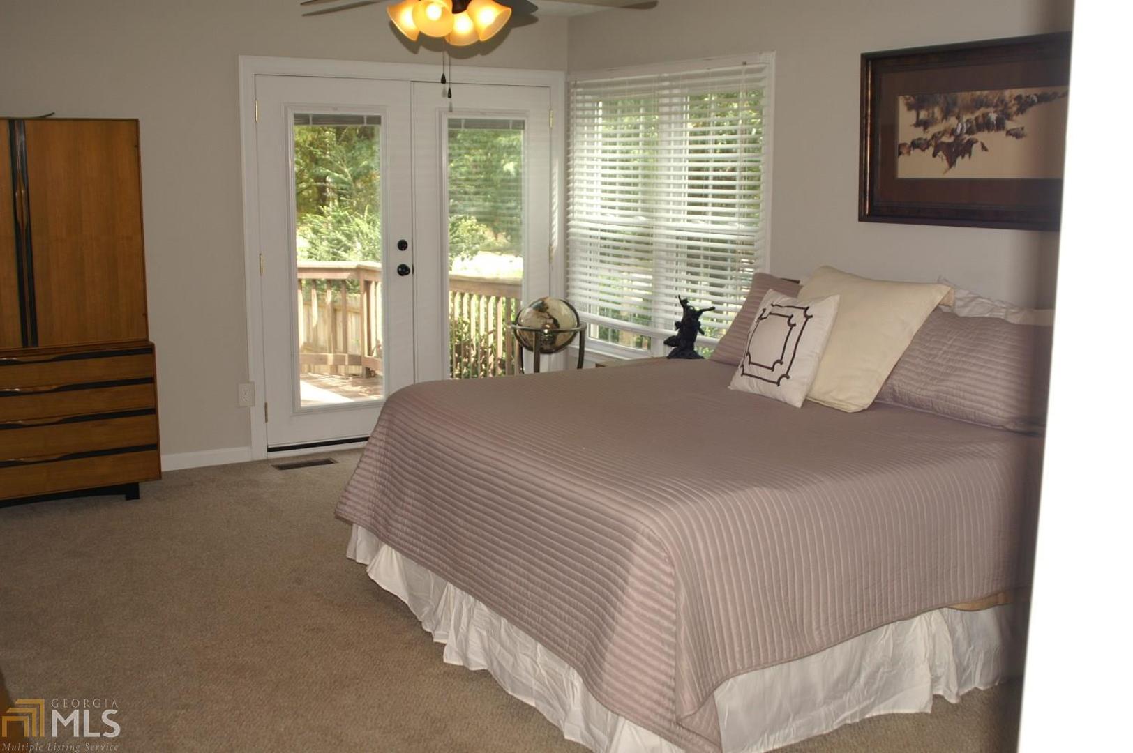 Huntington South/Windsor Estates - Residential
