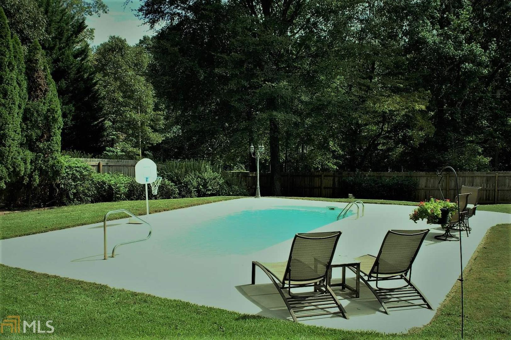 Huntington South/Windsor Estates - Residential