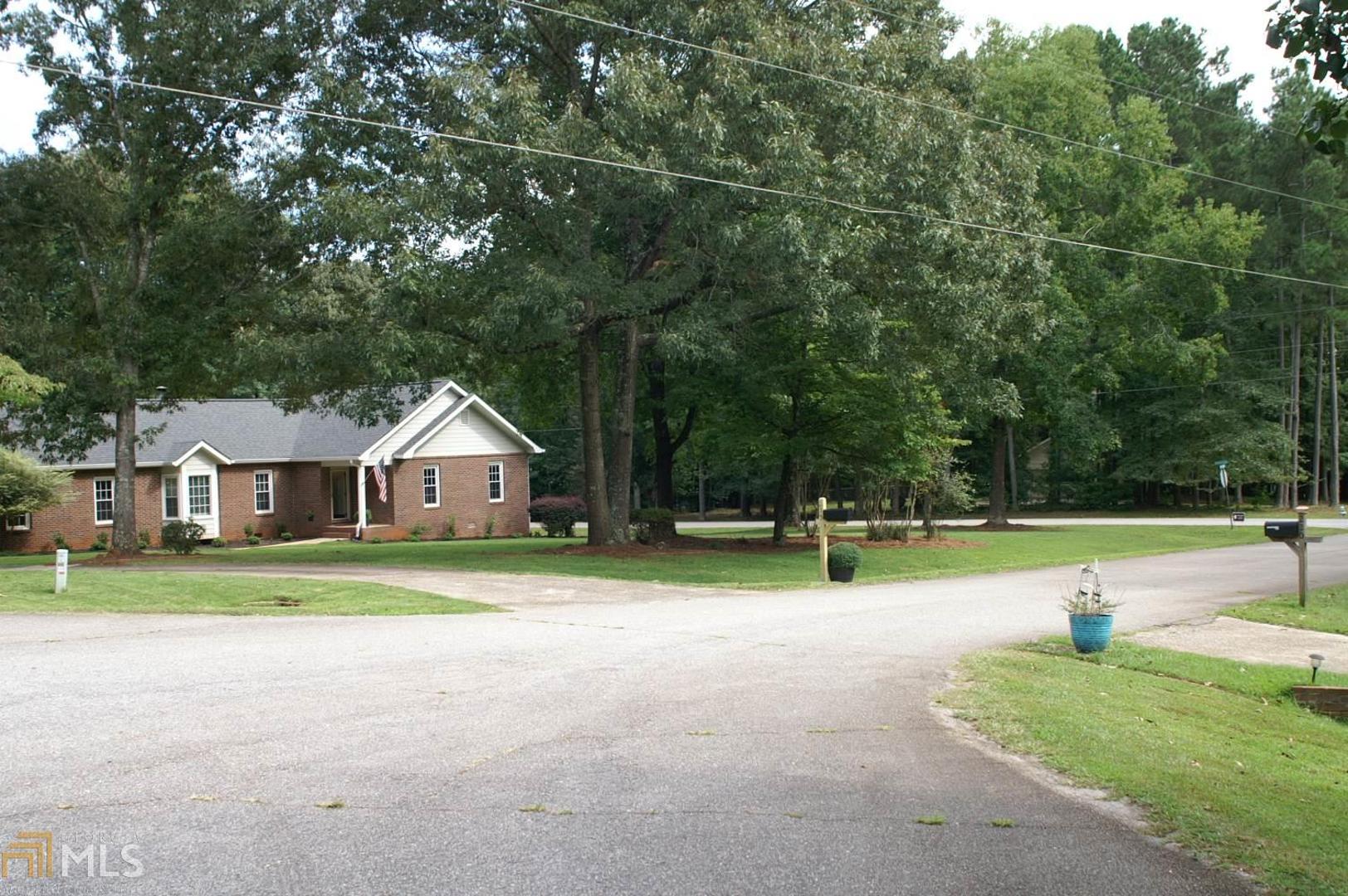 Huntington South/Windsor Estates - Residential