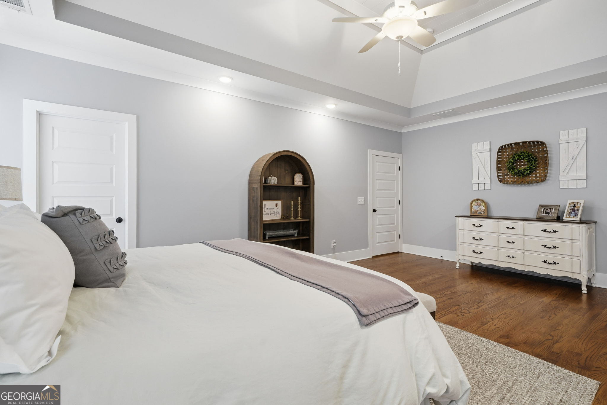 Wilshire Estates - Residential