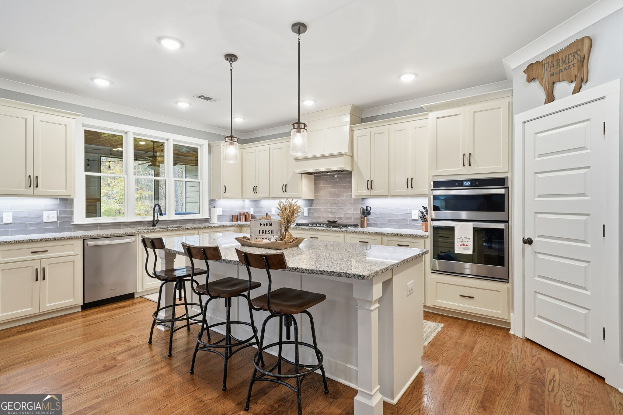 Wilshire Estates - Residential