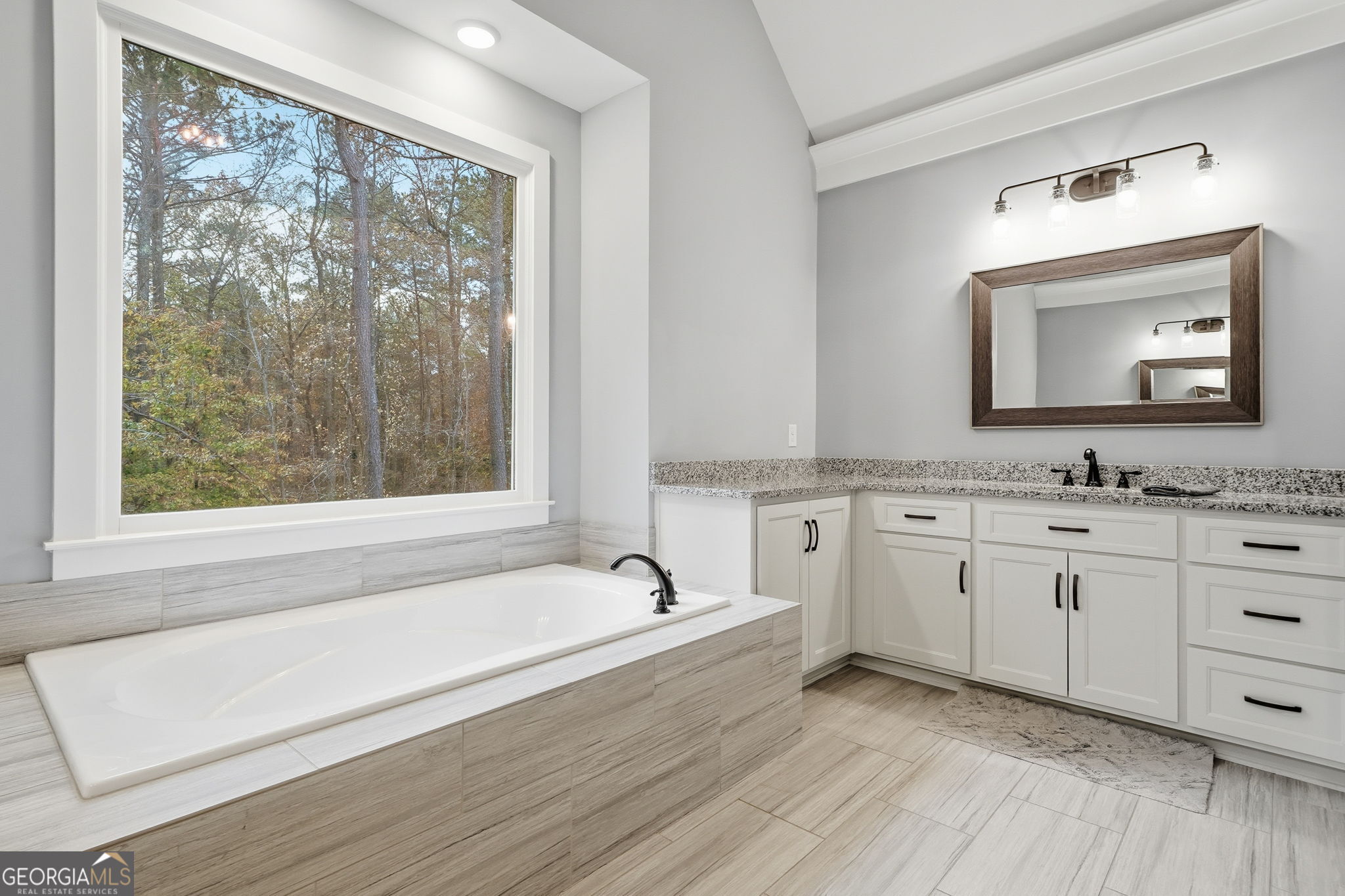 Wilshire Estates - Residential