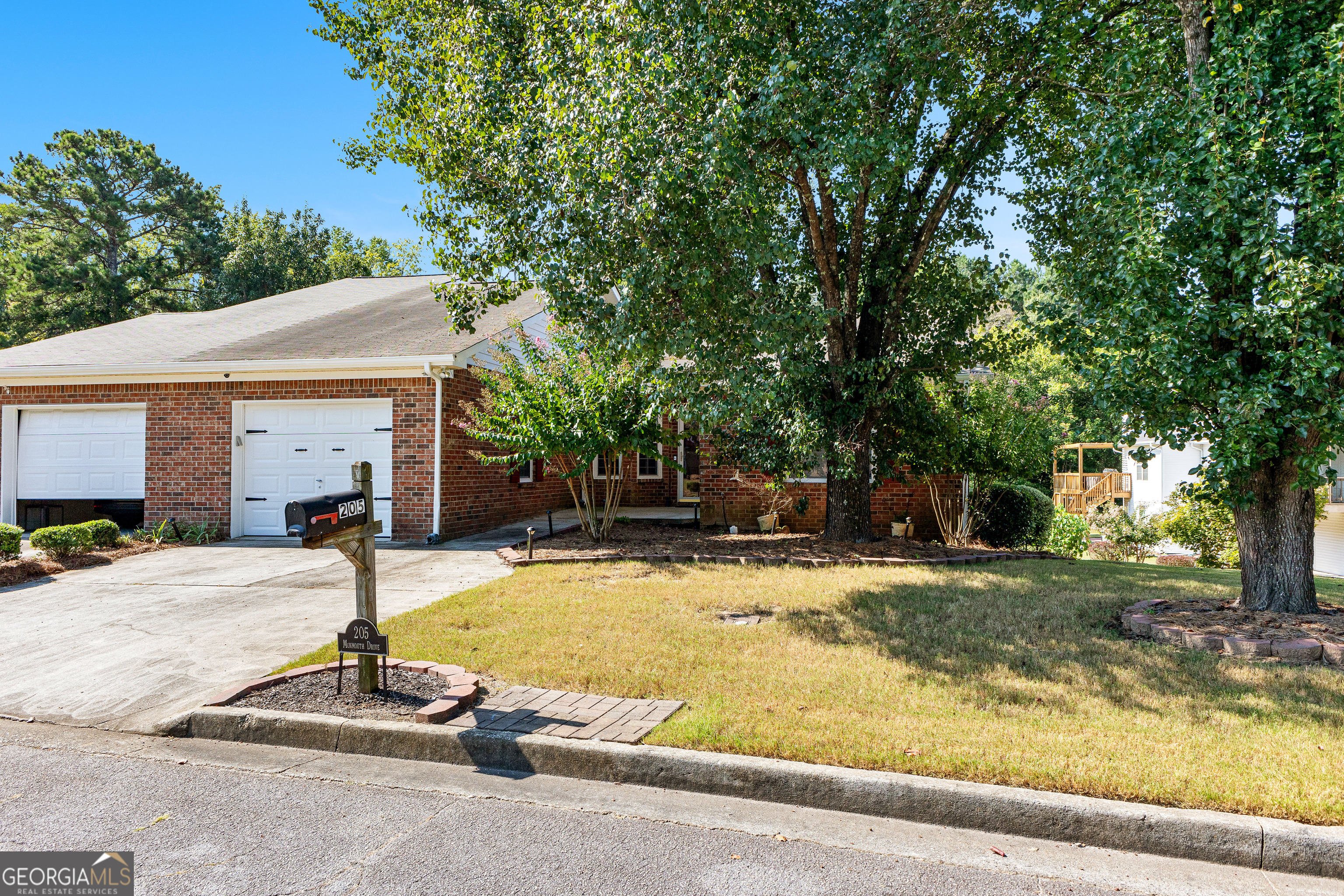 Fayetteville, Georgia 30214, United States, 2 Bedrooms Bedrooms, ,2 BathroomsBathrooms,Residential,Pending,45978