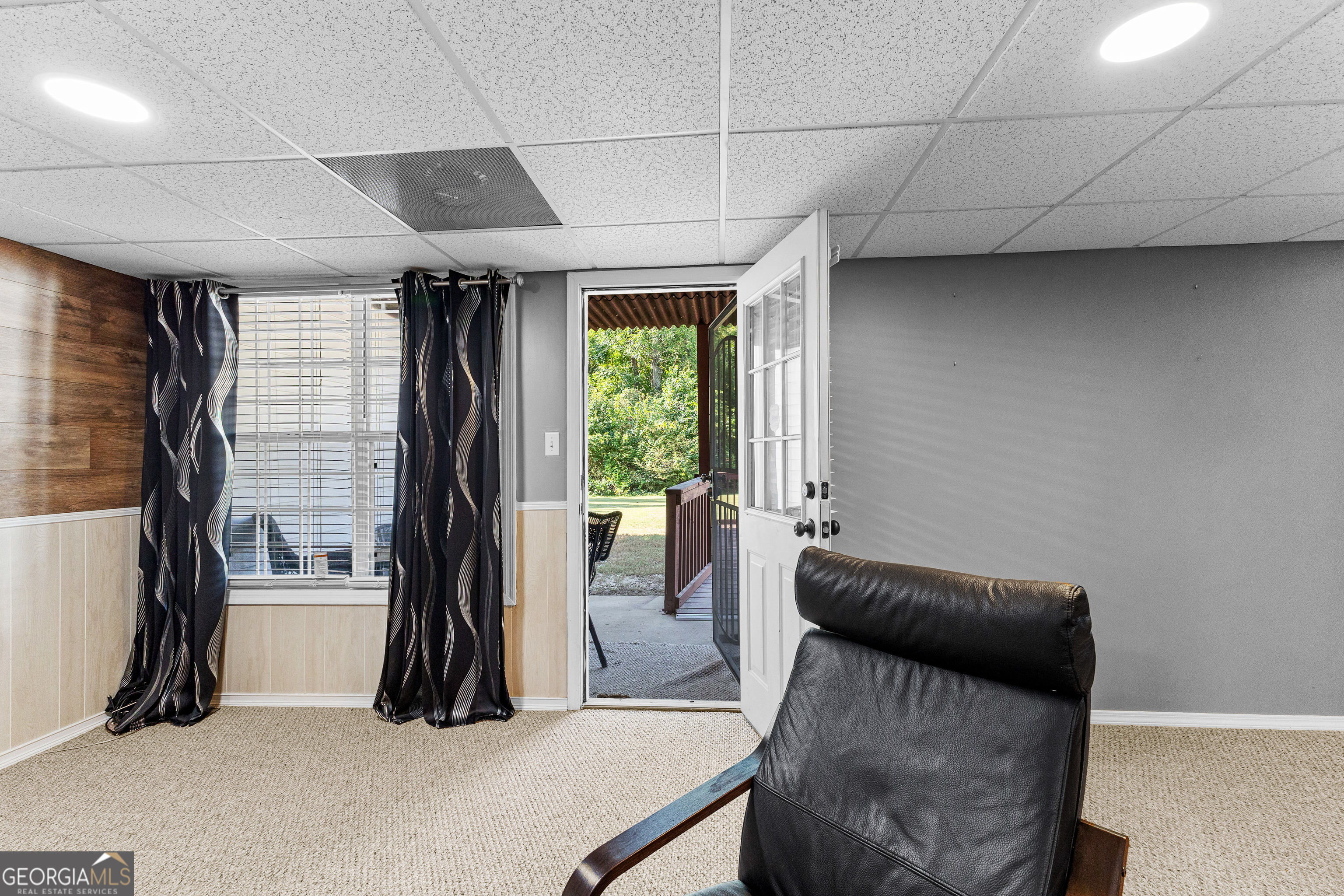 Fayetteville, Georgia 30214, United States, 2 Bedrooms Bedrooms, ,2 BathroomsBathrooms,Residential,Pending,45978