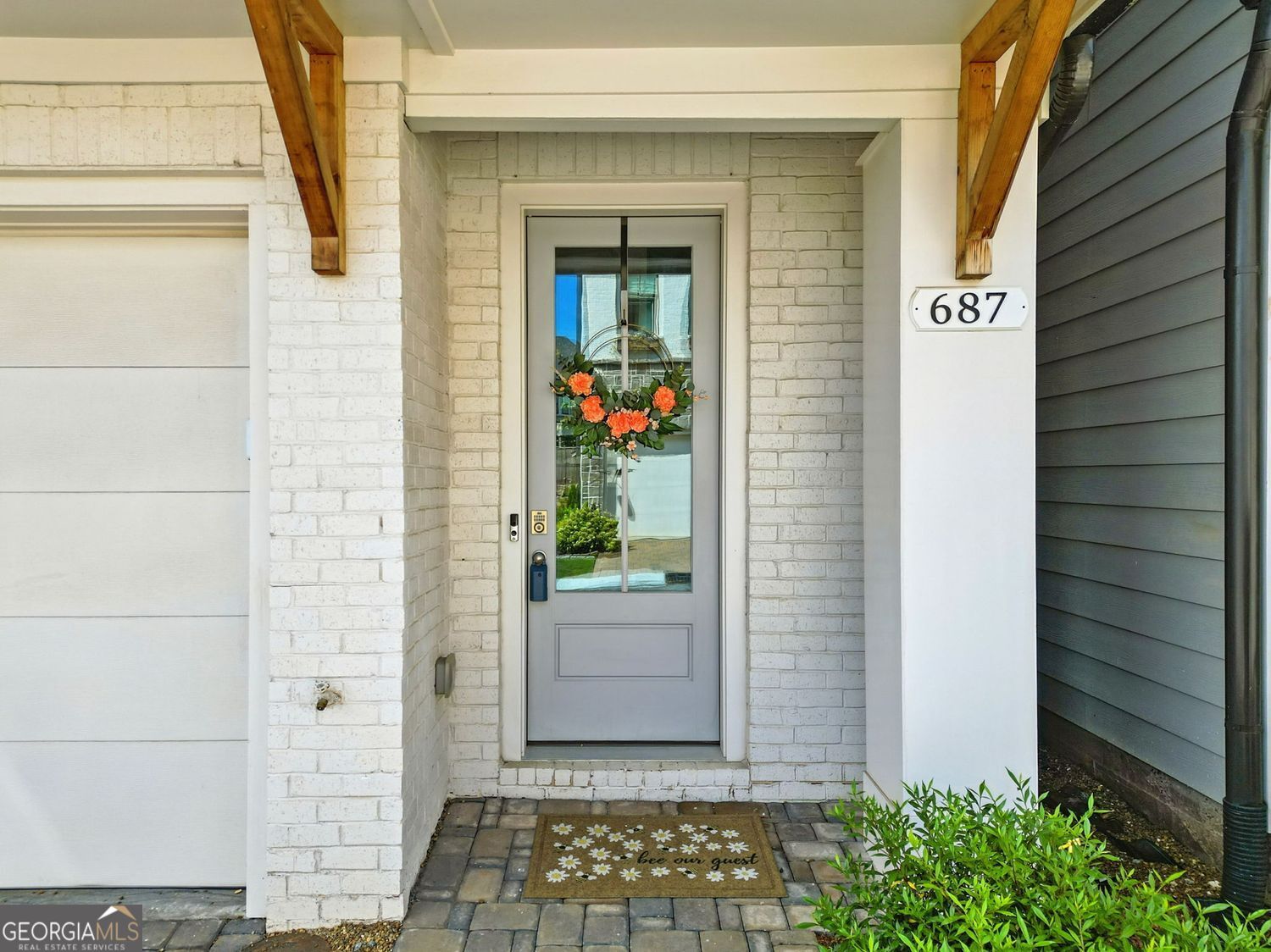 687 Stickley Oak WAY