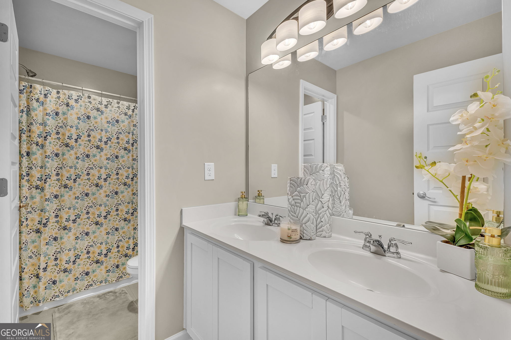 Locust Grove, Georgia 30248, United States, 5 Bedrooms Bedrooms, ,5 BathroomsBathrooms,Residential,Active,207695