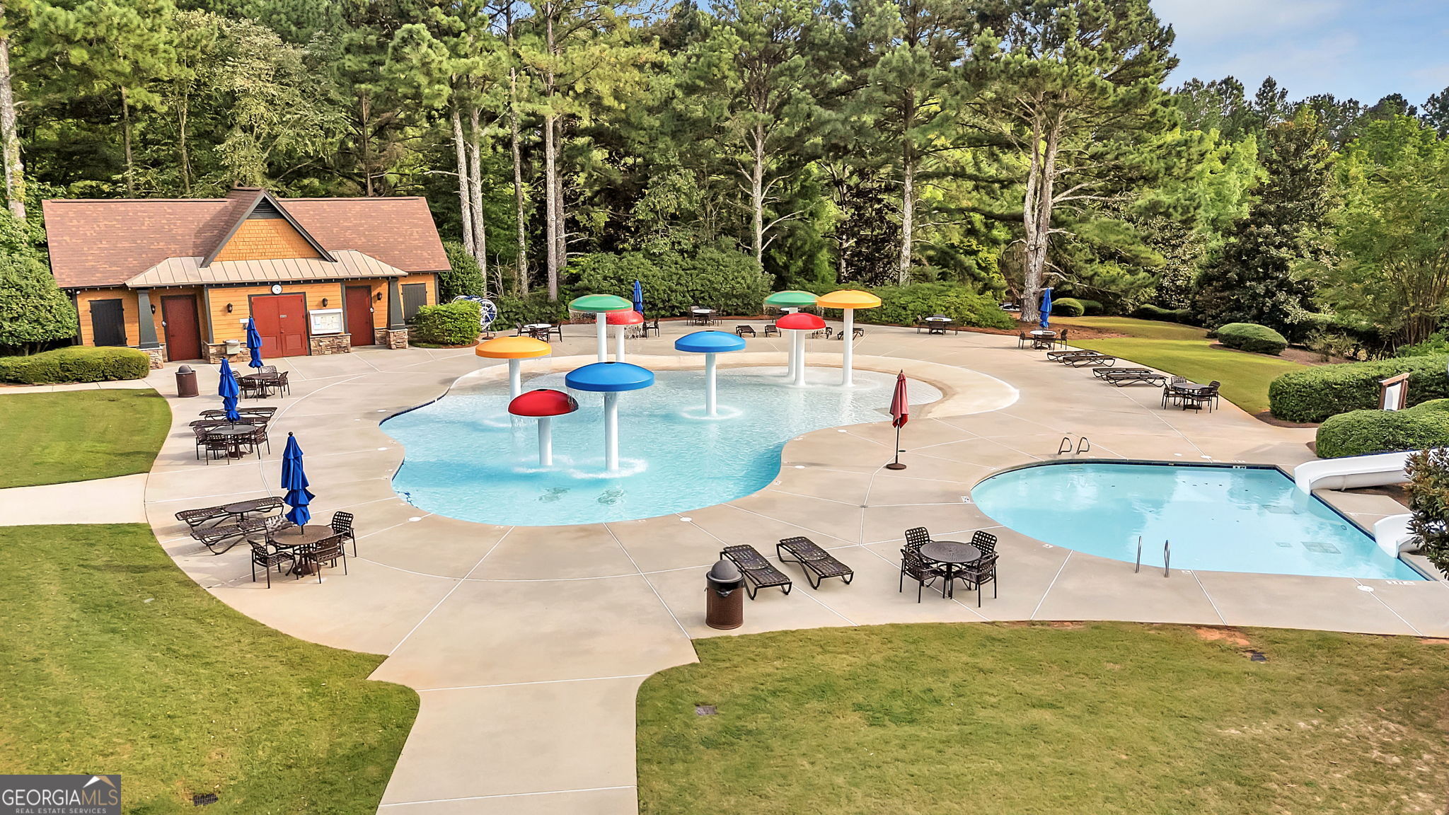 Locust Grove, Georgia 30248, United States, 5 Bedrooms Bedrooms, ,5 BathroomsBathrooms,Residential,Active,207695