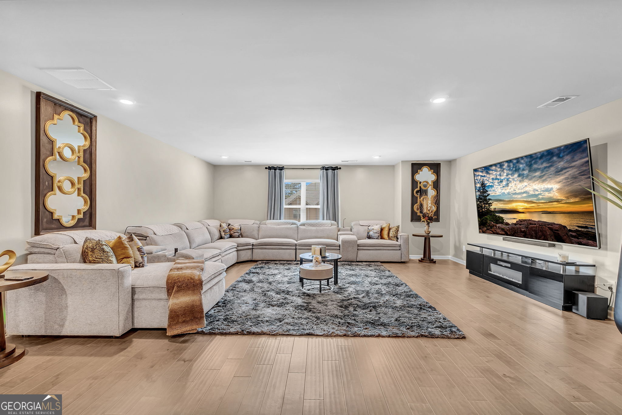 Locust Grove, Georgia 30248, United States, 5 Bedrooms Bedrooms, ,5 BathroomsBathrooms,Residential,Active,207695