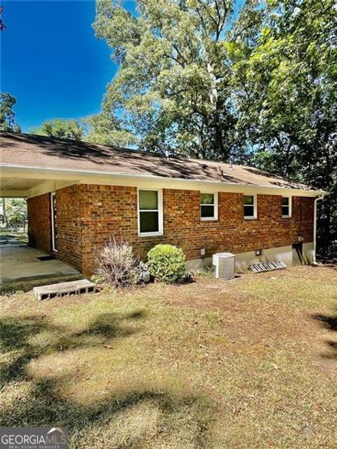 A home in Lithia Springs