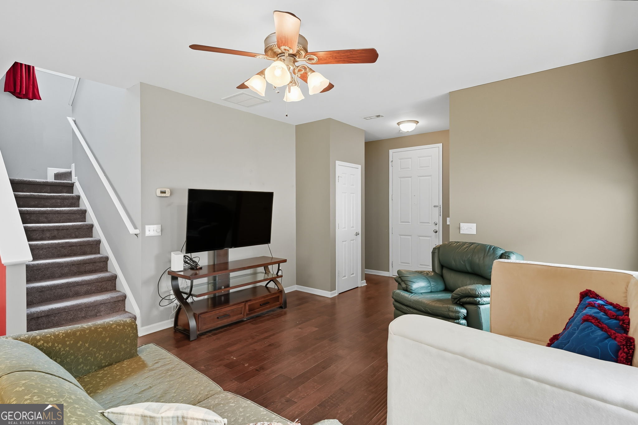 Dallas, Georgia 30157, United States, 3 Bedrooms Bedrooms, ,3 BathroomsBathrooms,Residential,Pending,215810