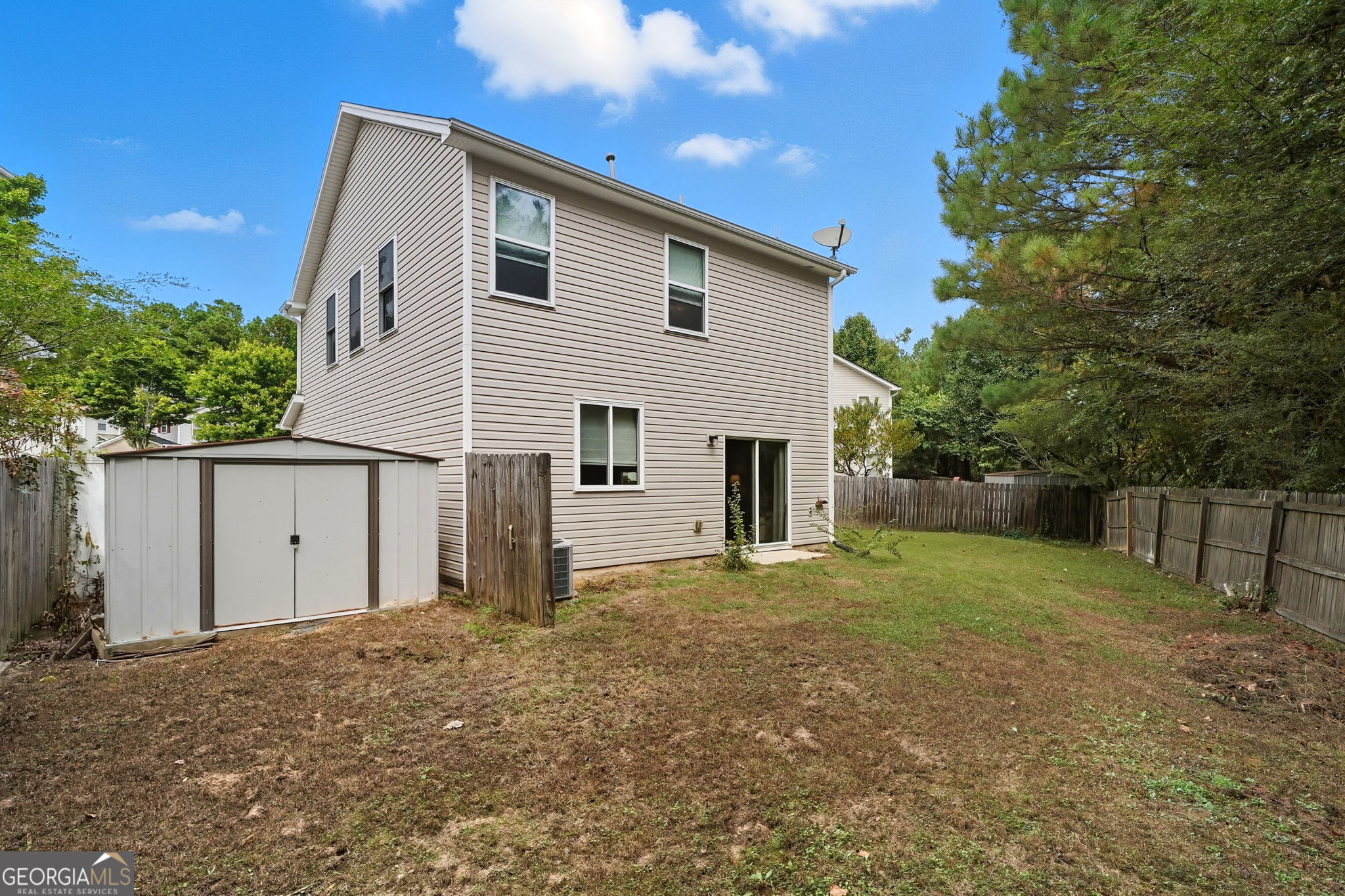 Dallas, Georgia 30157, United States, 3 Bedrooms Bedrooms, ,3 BathroomsBathrooms,Residential,Pending,215810