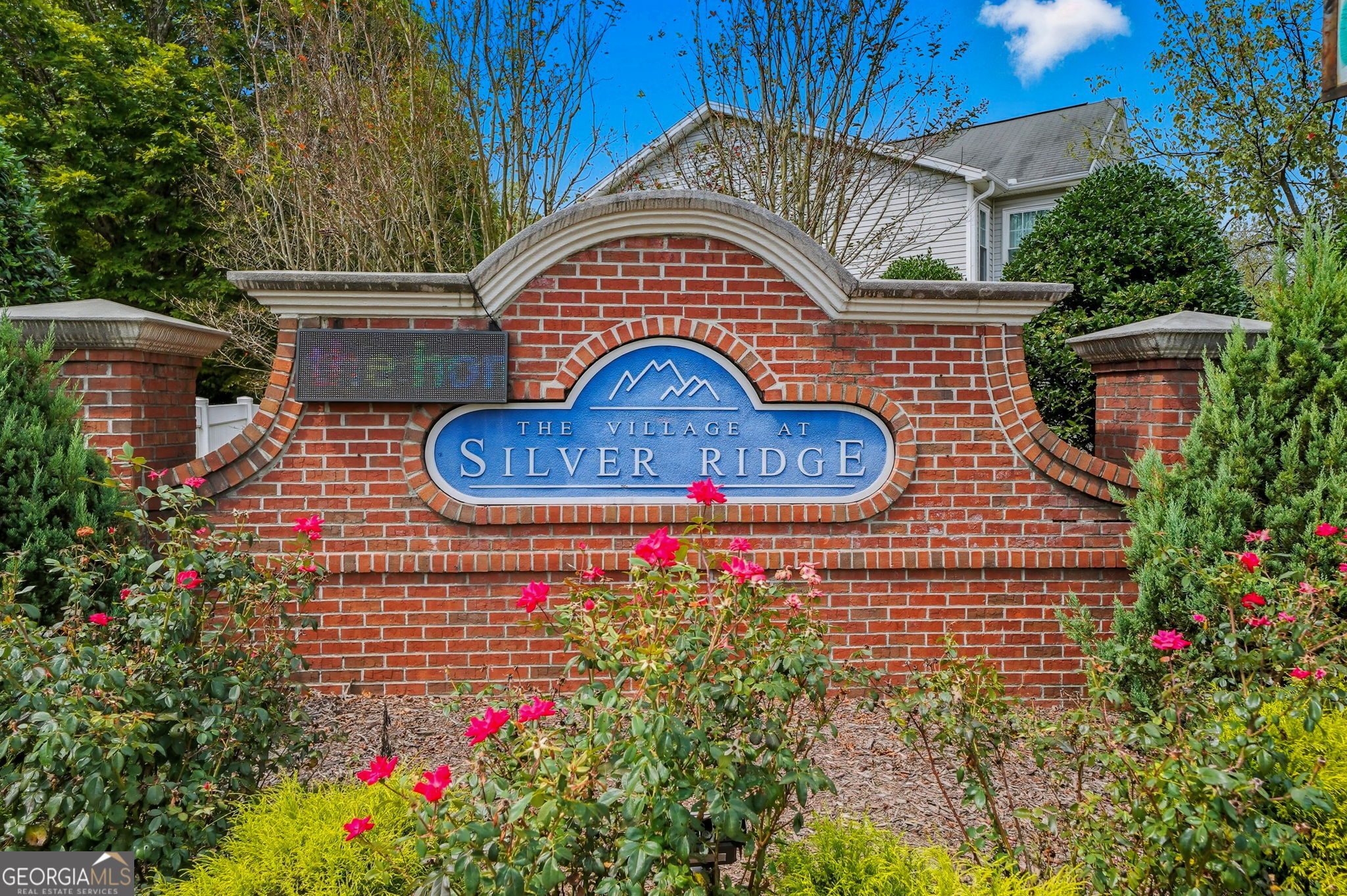 Dallas, Georgia 30157, United States, 3 Bedrooms Bedrooms, ,3 BathroomsBathrooms,Residential,Pending,215810