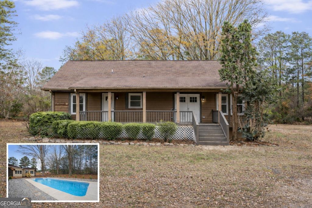 Photo of 12 Clearwater Road, Sharpsburg, GA 30277 (MLS # 10662813)