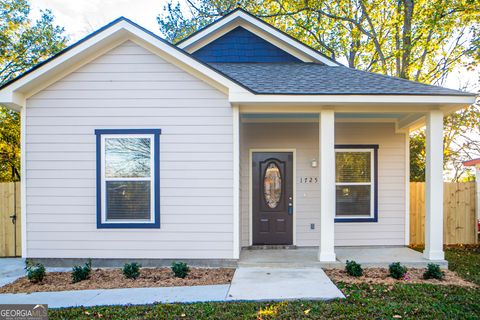 1725 Dunn ST Savannah GA 31415