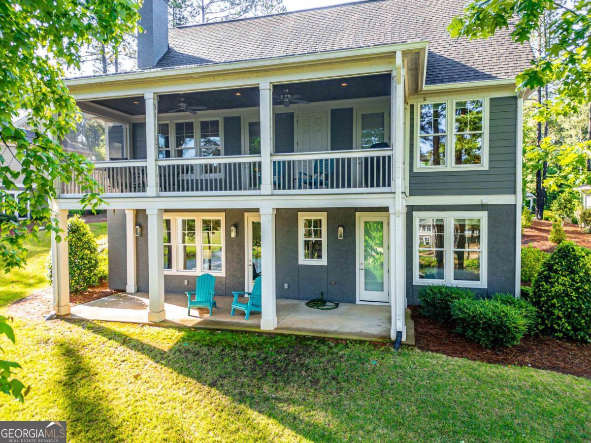 1041 Club Pointe CIR