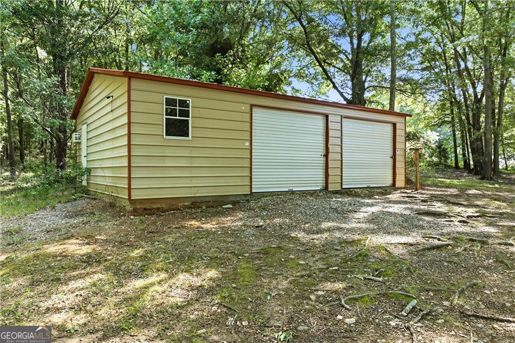 389 Peachtree RD