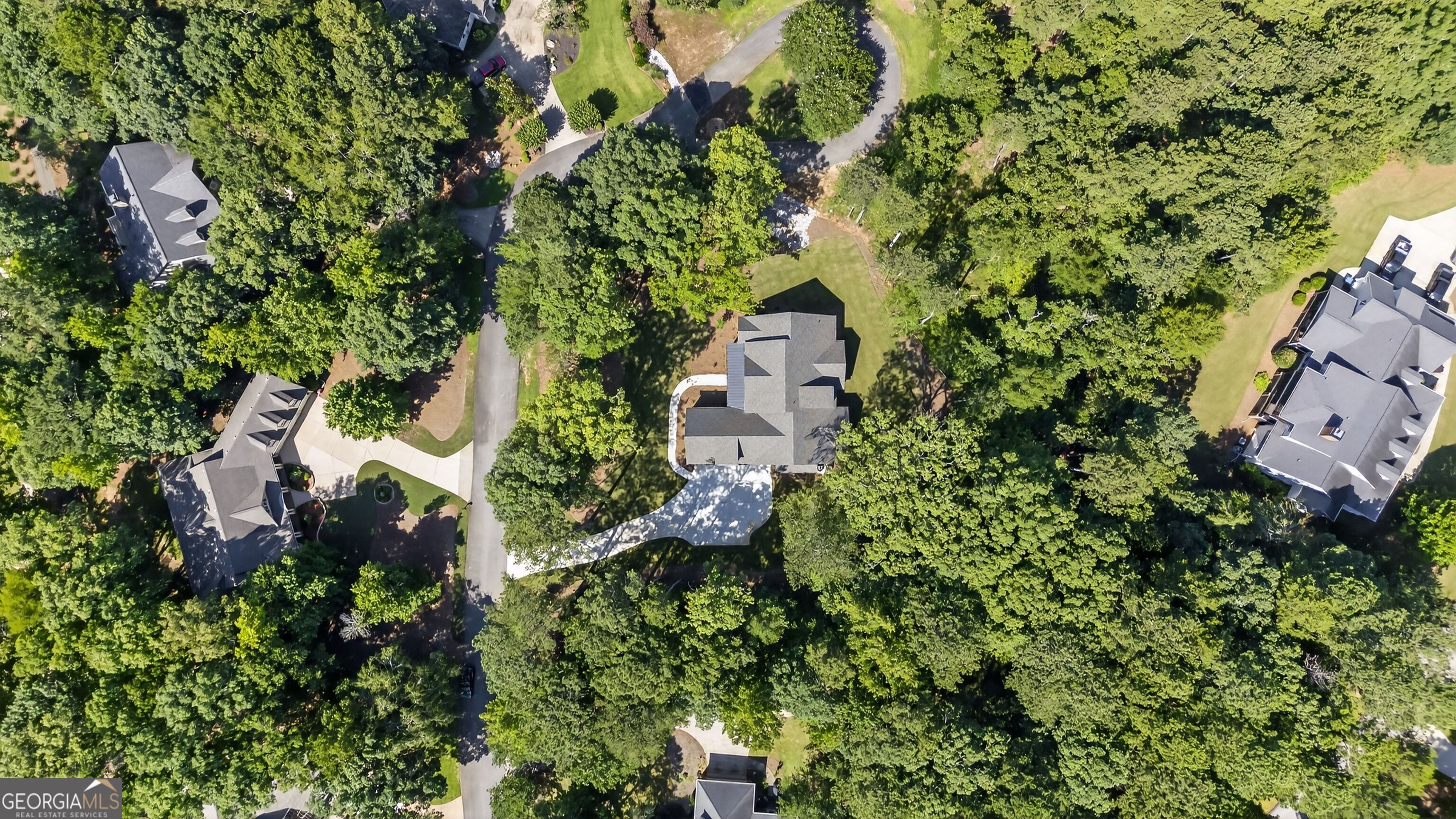 1011 Peachtree CT