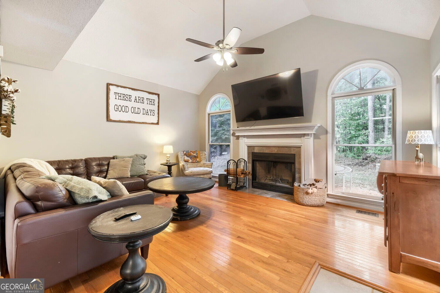 549 Lester RD