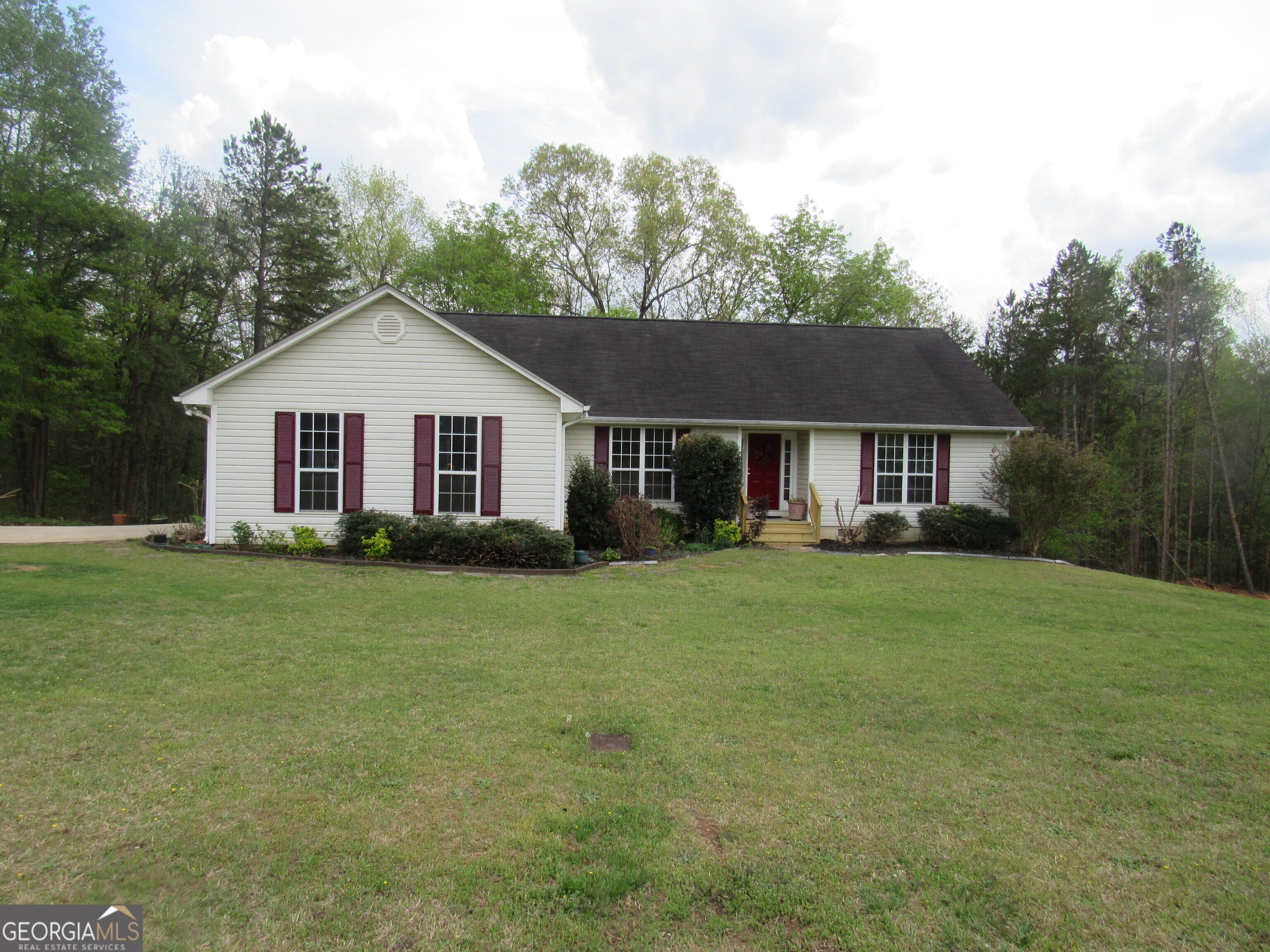 137 Brad ST