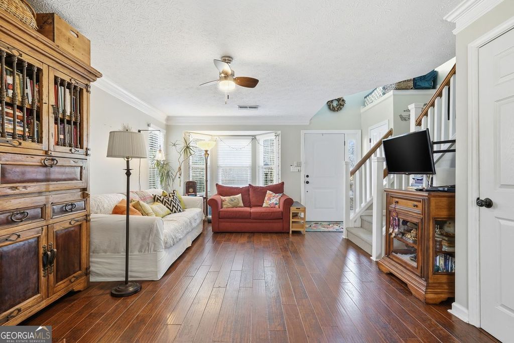 Photo of 2531 Thorngate Drive, Acworth, GA 30101 (MLS # 10691023)