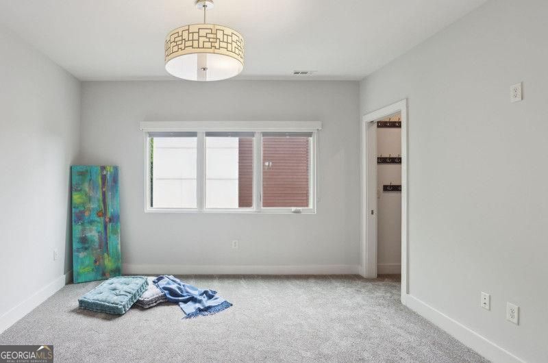 Atlanta, Georgia 30307, United States, 3 Bedrooms Bedrooms, ,4 BathroomsBathrooms,Residential,Active,158774