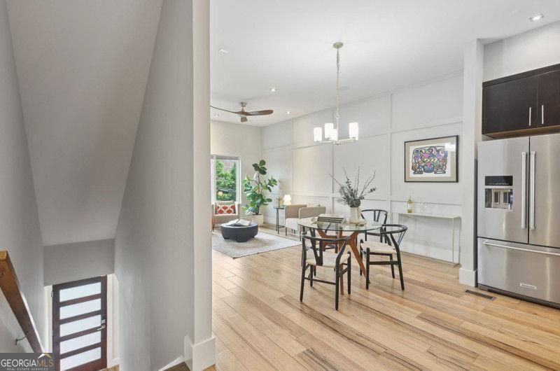 Atlanta, Georgia 30307, United States, 3 Bedrooms Bedrooms, ,4 BathroomsBathrooms,Residential,Active,158774