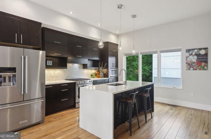 Atlanta, Georgia 30307, United States, 3 Bedrooms Bedrooms, ,4 BathroomsBathrooms,Residential,Active,158774