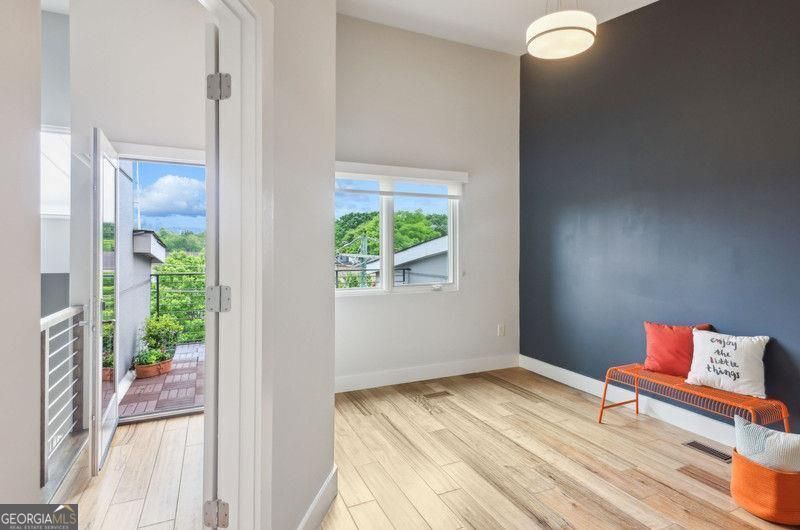 Atlanta, Georgia 30307, United States, 3 Bedrooms Bedrooms, ,4 BathroomsBathrooms,Residential,Active,158774