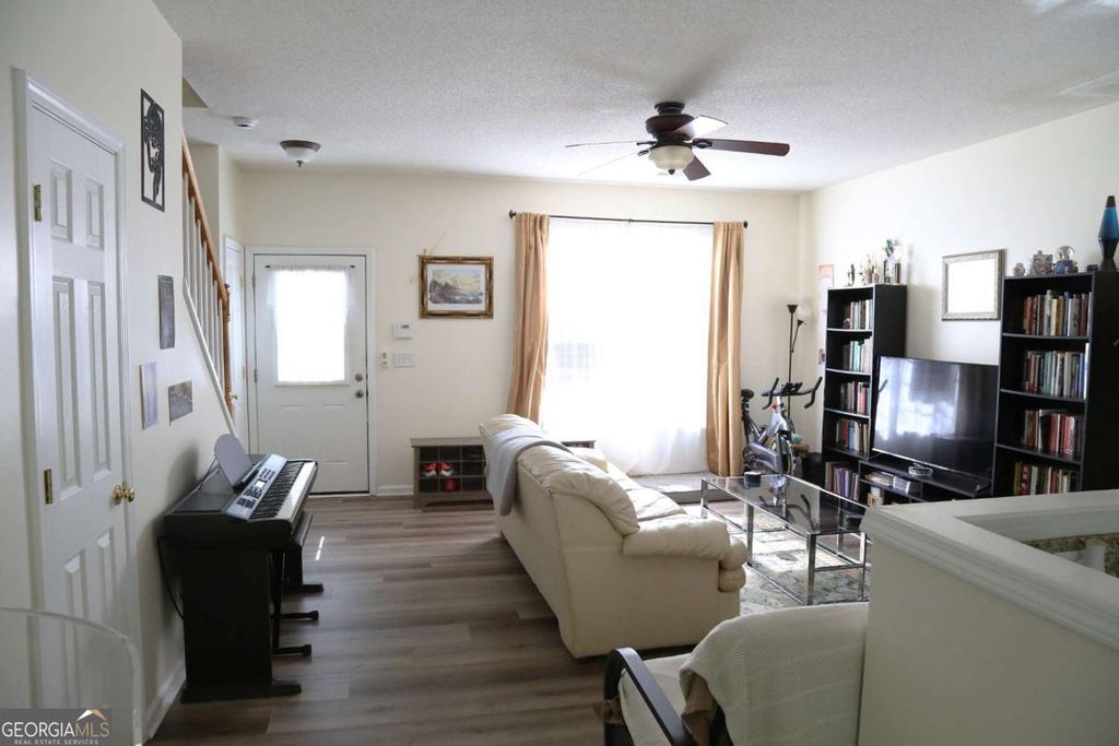 Photo of 3767 Berkeley Crossing, Duluth, GA 30096 (MLS # 10631689)
