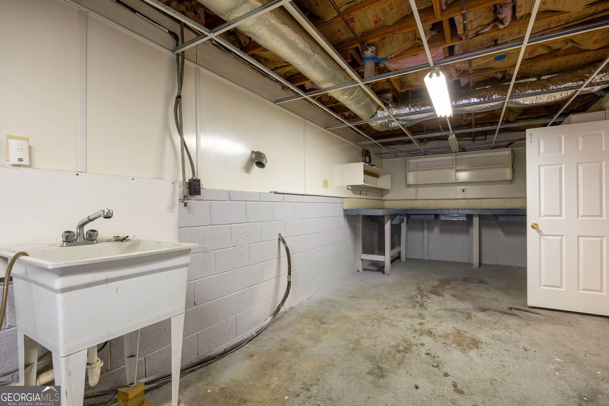 Douglasville, Georgia 30135, United States, 3 Bedrooms Bedrooms, ,2 BathroomsBathrooms,Residential,Pending,85953