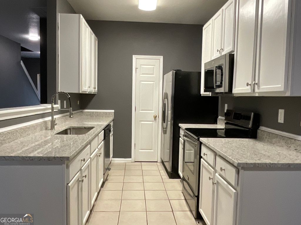 Photo of 7101 Brookview Way, Riverdale, GA 30274 (MLS # 10632975)