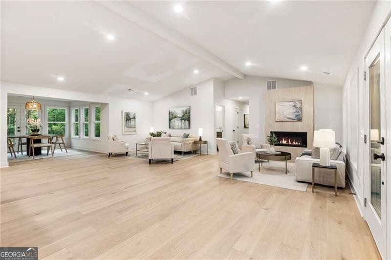 1670 Holly Springs RD NE