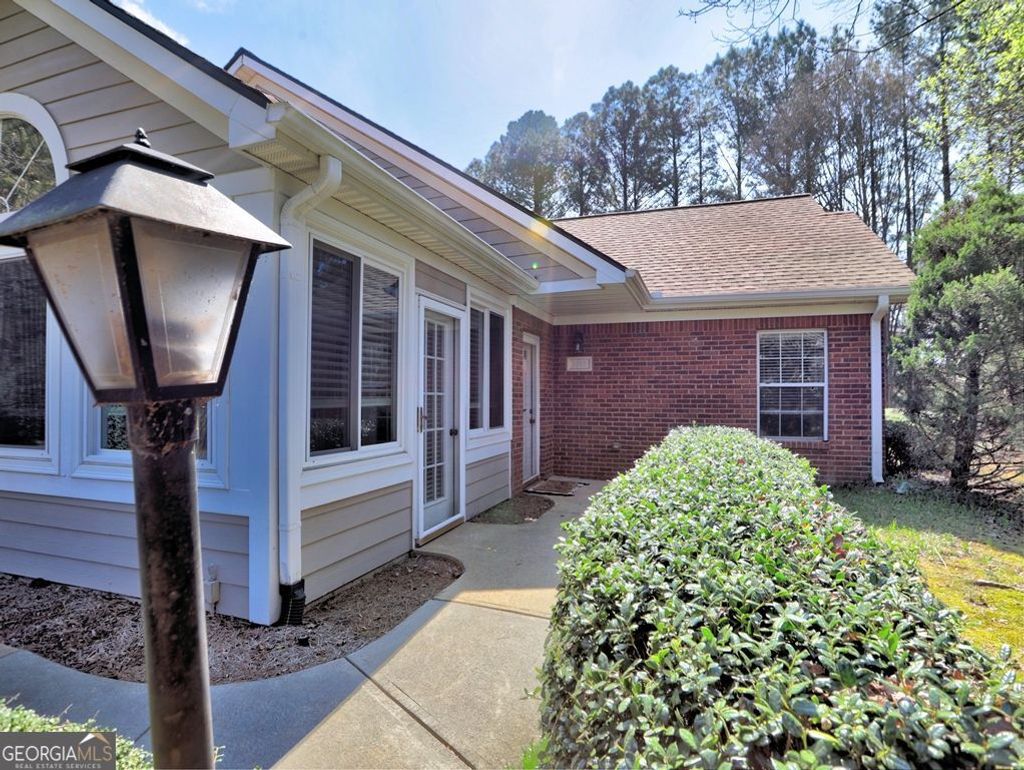 Photo of 3822 Vineyards Lake Circle NW, Kennesaw, GA 30144 (MLS # 10728420)